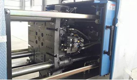 Efficiency Precision Plastic Injection Molding Machine 40mm For Phone CWI-180 / 220GF
