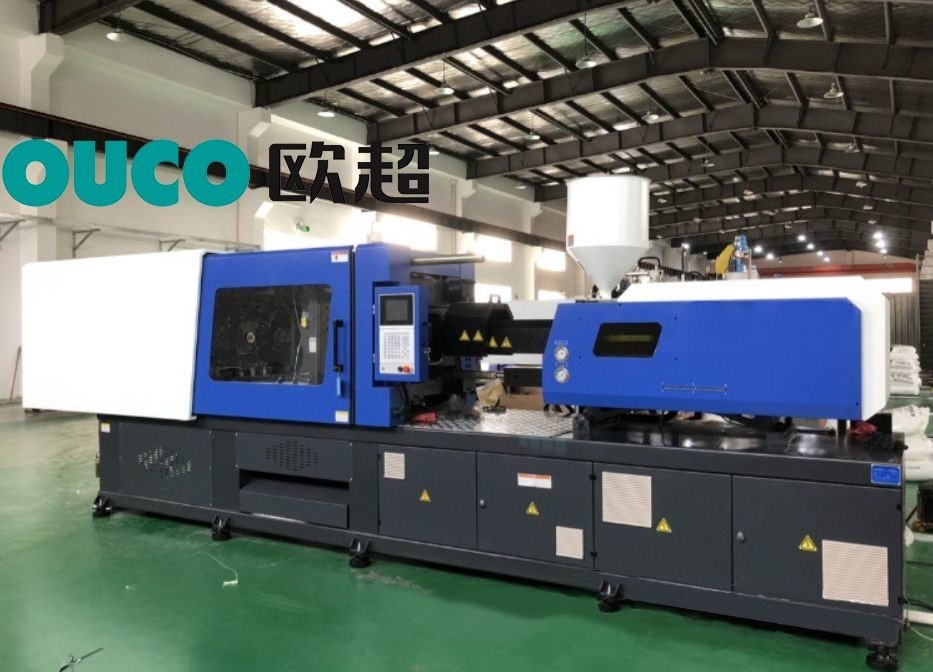 Automated Injection Molding Machine  Paint 2250T Injection Molding Machine